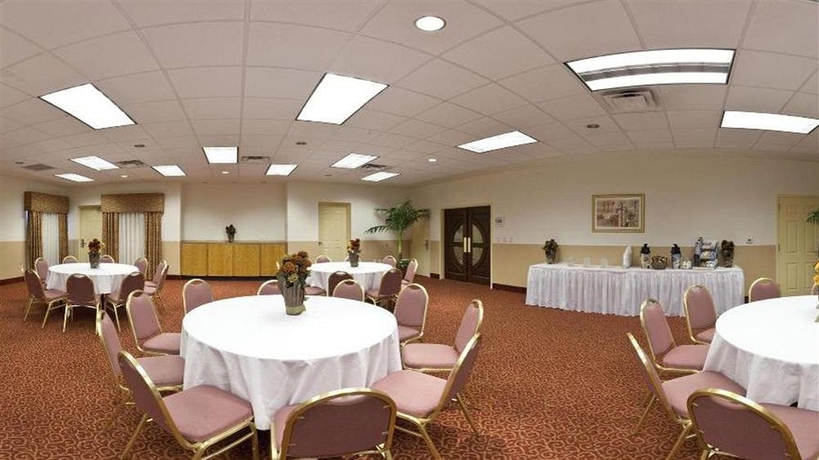 Imagen de los interiores del Hotel Country Inn and Suites By Radisson, Tampa Rj Stadium. Foto 14