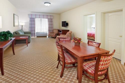 Imagen general del Hotel Country Inn and Suites By Radisson, Tifton, Ga. Foto 5