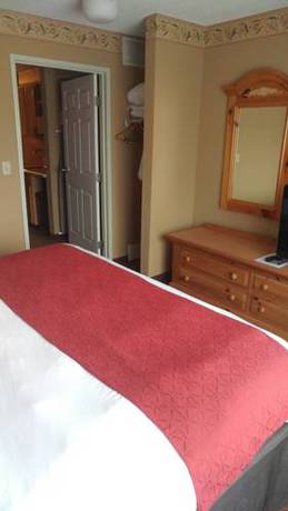 Imagen general del Hotel Country Inn and Suites By Radisson, Waterloo, Ia. Foto 1