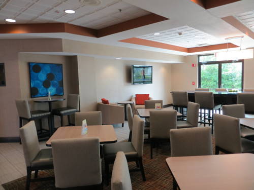 Imagen de la habitación del Hotel Country Inn and Suites By Radisson, Wolfchase-memphis, Tn. Foto 16