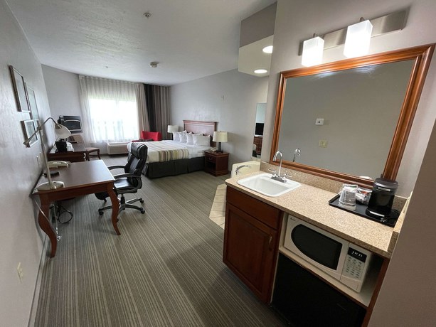 Imagen de la habitación del Hotel Country Inn and Suites by Radisson, Appleton North, WI. Foto 15