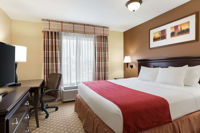 Imagen de la habitación del Hotel Country Inn and Suites by Radisson, Asheville at Asheville Outlet Mall, NC. Foto 8