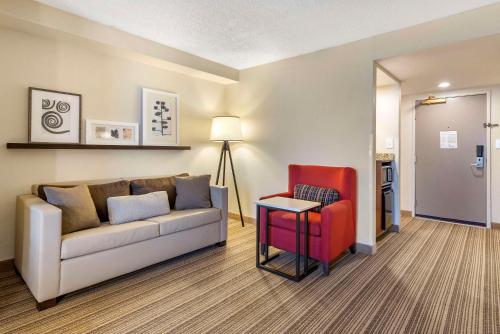 Imagen de la habitación del Hotel Country Inn and Suites by Radisson, Atlanta Galleria Ballpark. Foto 19