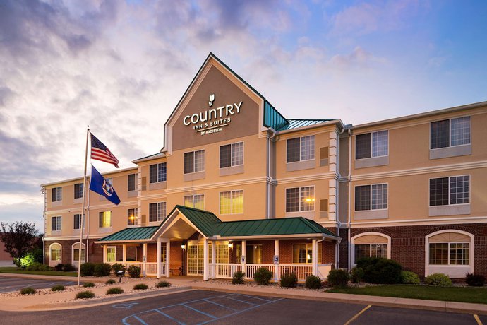 Imagen general del Hotel Country Inn and Suites by Radisson, Big Rapids, MI. Foto 1