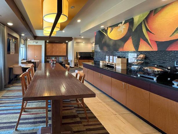 Imagen de los interiores del Hotel Country Inn and Suites by Radisson, Bismarck-Mandan. Foto 8