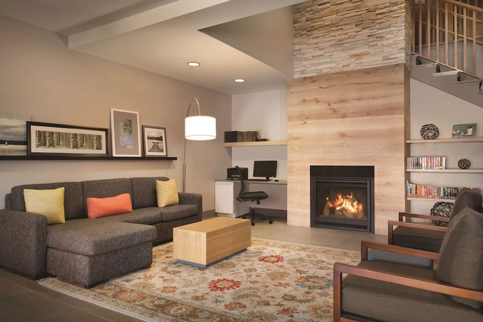 Imagen de los interiores del Hotel Country Inn and Suites by Radisson, Brooklyn Center, MN. Foto 16