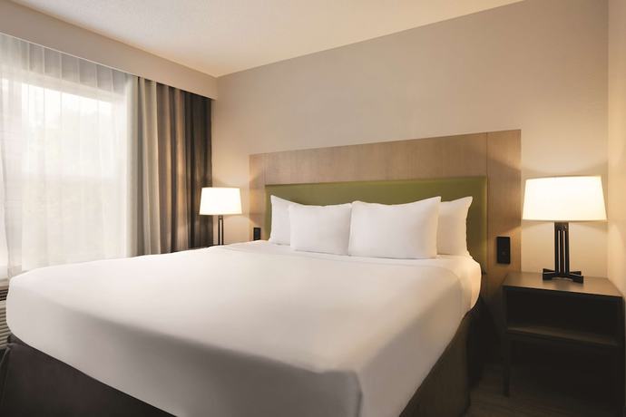 Imagen de la habitación del Hotel Country Inn and Suites by Radisson, Brooklyn Center, MN. Foto 10