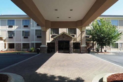 Imagen general del Hotel Country Inn and Suites by Radisson, Canton, GA. Foto 2