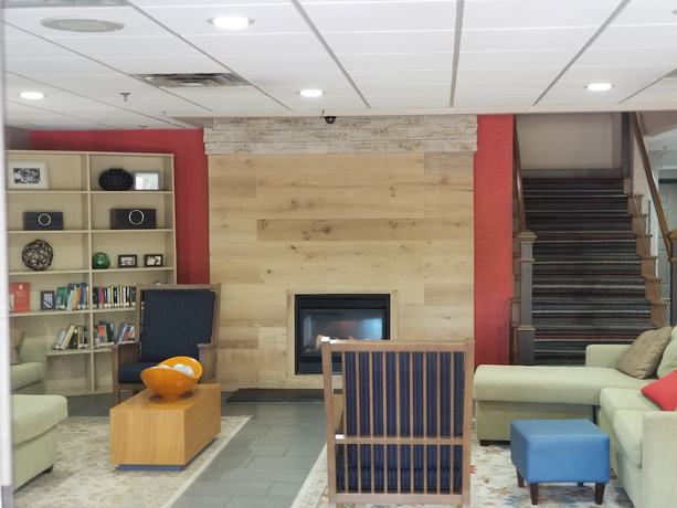 Imagen de los interiores del Hotel Country Inn and Suites by Radisson, Charlotte University Place, NC. Foto 17