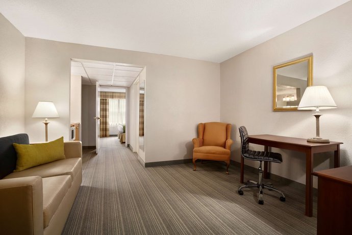 Imagen de la habitación del Hotel Country Inn and Suites by Radisson, Charlotte University Place, NC. Foto 10