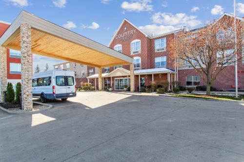 Imagen general del Hotel Country Inn and Suites by Radisson, Chicago O'Hare South, IL. Foto 4