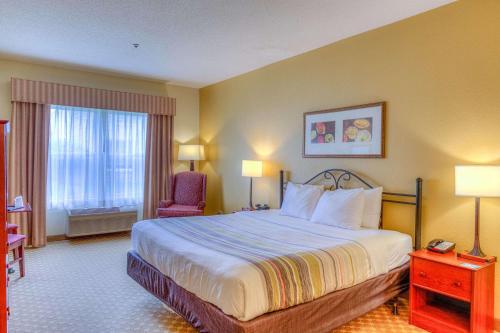 Imagen de la habitación del Hotel Country Inn and Suites by Radisson, Crystal Lake, IL. Foto 15