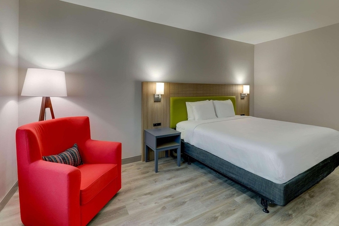 Imagen de la habitación del Hotel Country Inn and Suites by Radisson, Cumming, GA. Foto 7