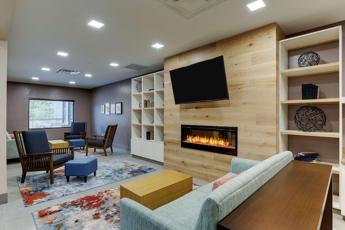 Imagen de los interiores del Hotel Country Inn and Suites by Radisson, Cumming, GA. Foto 17