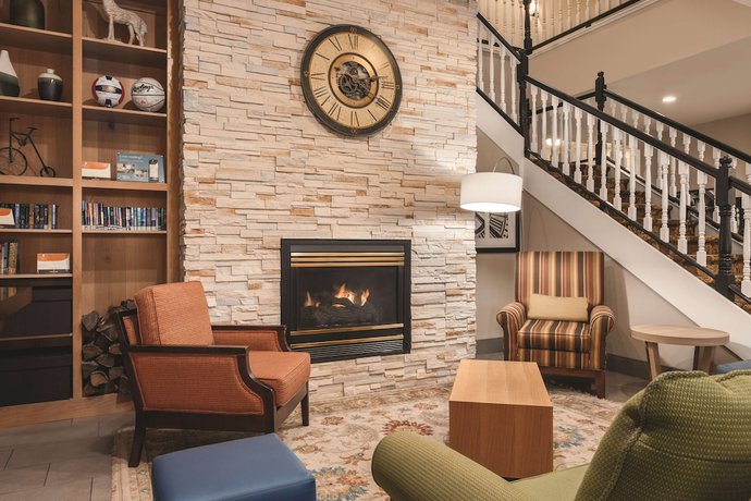 Imagen de los interiores del Hotel Country Inn and Suites by Radisson, Dakota Dunes, SD. Foto 15
