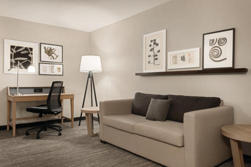 Imagen de la habitación del Hotel Country Inn and Suites by Radisson, Dubuque, IA. Foto 10