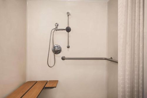 Imagen general del Hotel Country Inn and Suites by Radisson, Dubuque, IA. Foto 5