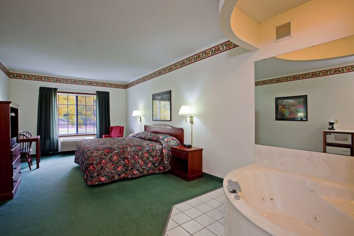 Imagen de la habitación del Hotel Country Inn and Suites by Radisson, Elk River, MN. Foto 8