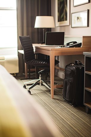 Imagen de la habitación del Hotel Country Inn and Suites by Radisson, Elk River, MN. Foto 10