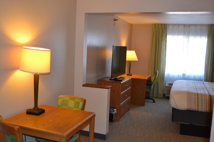Imagen de la habitación del Hotel Country Inn and Suites by Radisson, Fairview Heights, IL. Foto 4