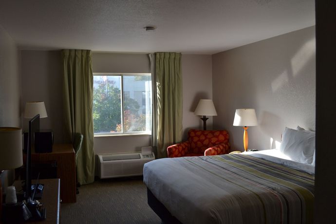 Imagen de la habitación del Hotel Country Inn and Suites by Radisson, Fairview Heights, IL. Foto 15