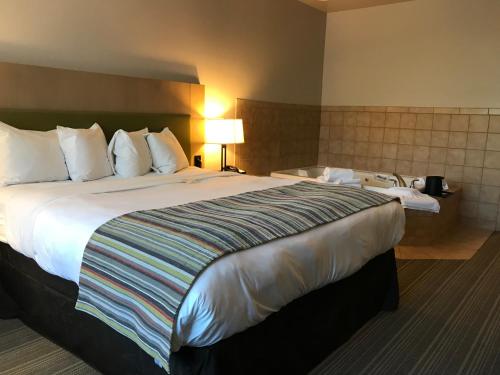 Imagen de la habitación del Hotel Country Inn and Suites by Radisson, Fond du Lac, WI. Foto 4