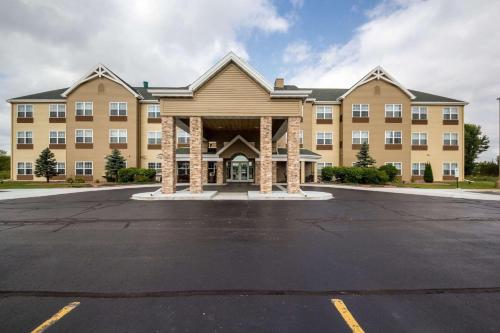 Imagen general del Hotel Country Inn and Suites by Radisson, Fond du Lac, WI. Foto 1