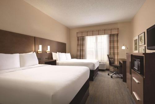 Imagen de la habitación del Hotel Country Inn and Suites by Radisson, Forest Lake, MN. Foto 14