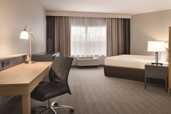 Imagen de la habitación del Hotel Country Inn and Suites by Radisson, Germantown, WI. Foto 9