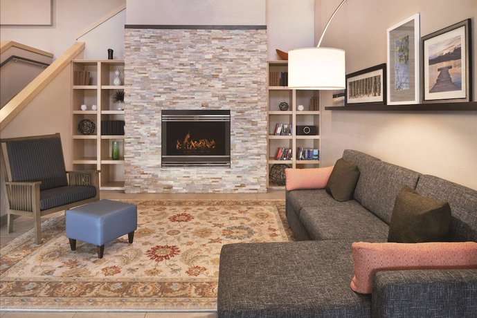 Imagen de los interiores del Hotel Country Inn and Suites by Radisson, Germantown, WI. Foto 18