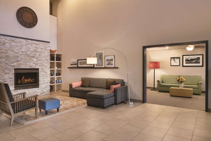 Imagen de los interiores del Hotel Country Inn and Suites by Radisson, Germantown, WI. Foto 19