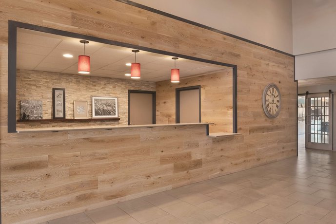 Imagen de los interiores del Hotel Country Inn and Suites by Radisson, Germantown, WI. Foto 20