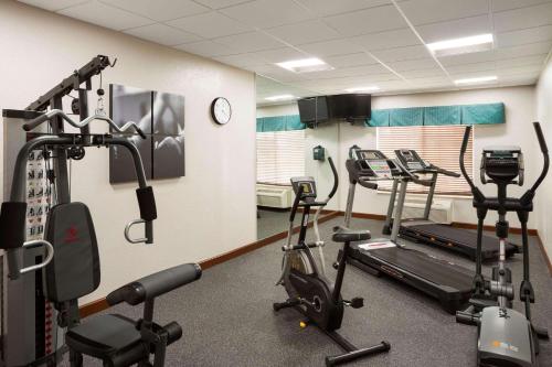 Imagen general del Hotel Country Inn and Suites by Radisson, Grand Rapids Airport, MI. Foto 1