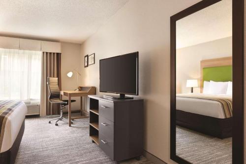Imagen de la habitación del Hotel Country Inn and Suites by Radisson, Greensboro. Foto 10
