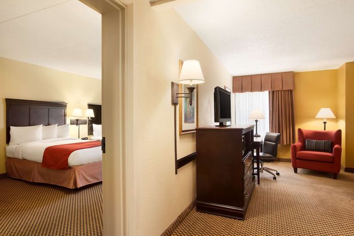 Imagen de la habitación del Hotel Country Inn and Suites by Radisson, Jacksonville I-95 South, FL. Foto 7