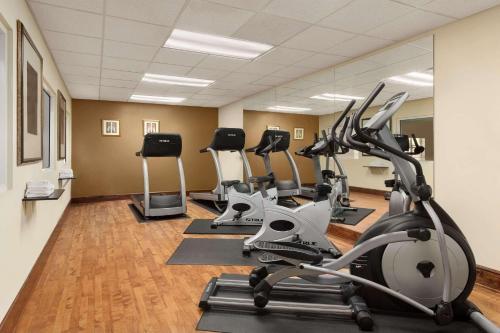 Imagen general del Hotel Country Inn and Suites by Radisson, Macon North, GA. Foto 2