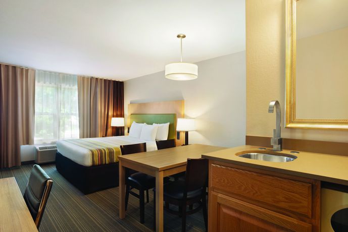 Imagen de la habitación del Hotel Country Inn and Suites by Radisson, Madison Southwest, WI. Foto 4