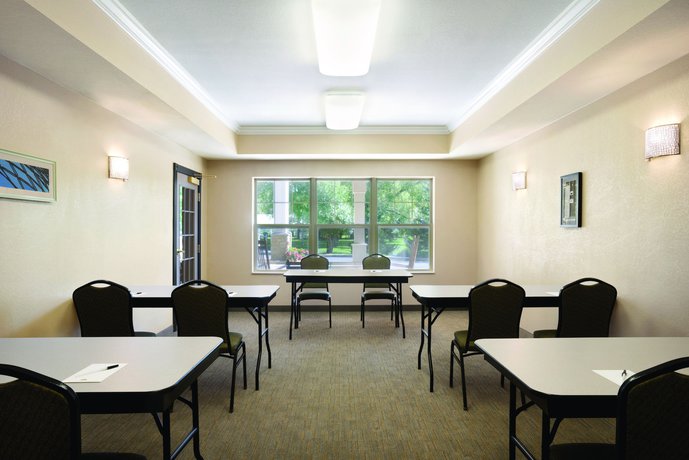 Imagen de los interiores del Hotel Country Inn and Suites by Radisson, Madison Southwest, WI. Foto 18