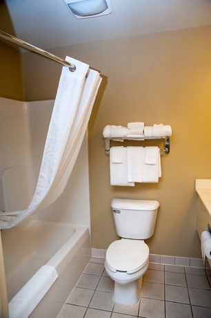 Imagen de la habitación del Hotel Country Inn and Suites by Radisson, Milwaukee Airport, WI. Foto 5