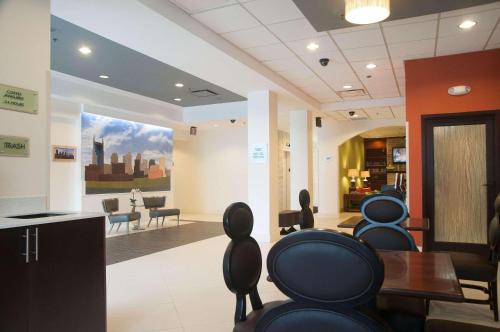 Imagen general del Hotel Country Inn and Suites by Radisson, Nashville Airport. Foto 1