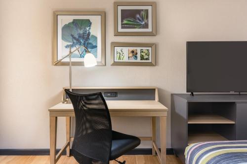 Imagen de la habitación del Hotel Country Inn and Suites by Radisson, Nashville. Foto 9