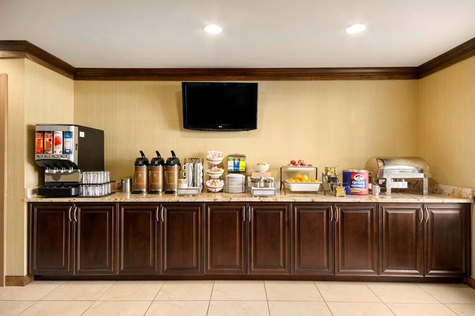 Imagen del bar/restaurante del Hotel Country Inn and Suites by Radisson, Norcross, GA. Foto 2