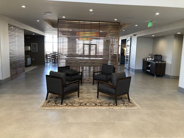 Imagen de los interiores del Hotel Country Inn and Suites by Radisson, Page, AZ. Foto 15