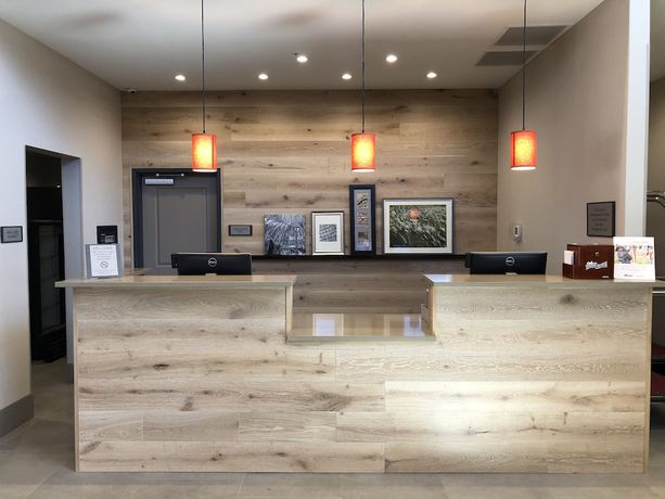 Imagen de los interiores del Hotel Country Inn and Suites by Radisson, Page, AZ. Foto 18