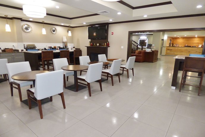 Imagen del bar/restaurante del Hotel Country Inn and Suites by Radisson, Pensacola West, FL. Foto 2