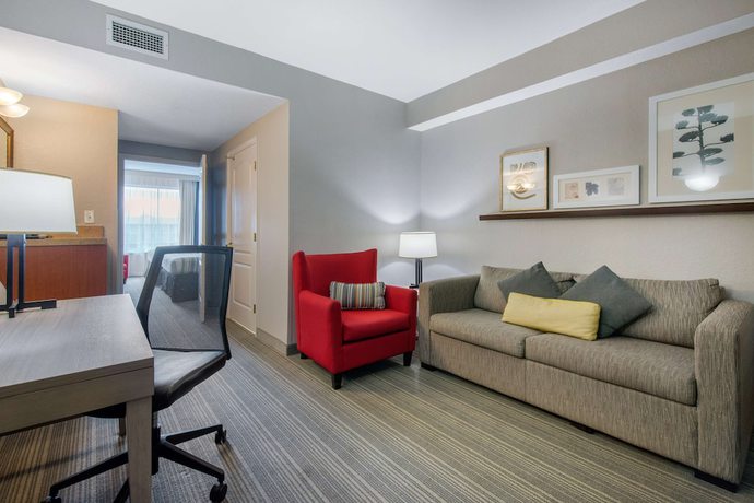 Imagen de la habitación del Hotel Country Inn and Suites by Radisson, Port Canaveral, FL. Foto 3
