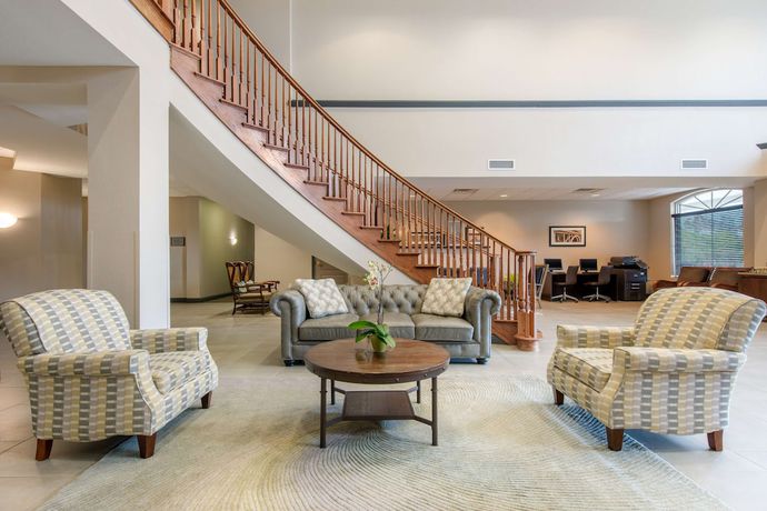 Imagen de los interiores del Hotel Country Inn and Suites by Radisson, Port Canaveral, FL. Foto 19