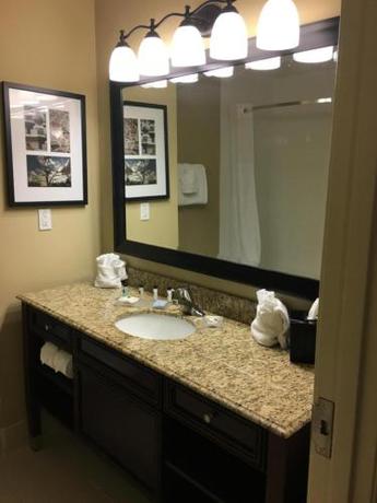 Imagen de la habitación del Hotel Country Inn and Suites by Radisson, Port Orange-Daytona, FL. Foto 9
