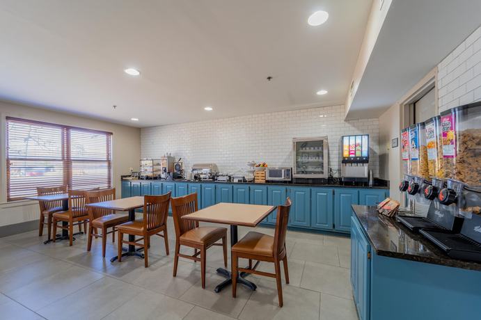 Imagen del bar/restaurante del Hotel Country Inn and Suites by Radisson, Richmond I-95 South, VA. Foto 5