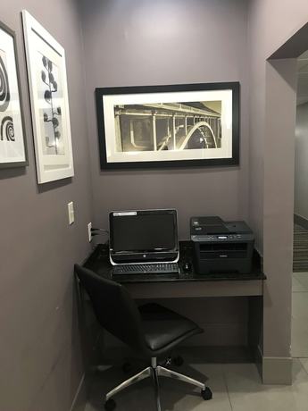 Imagen de los interiores del Hotel Country Inn and Suites by Radisson, Richmond I-95 South, VA. Foto 17